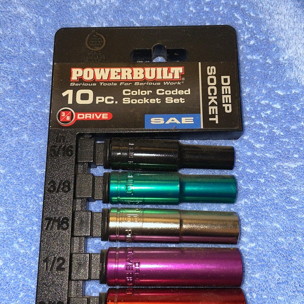 Powerbuilt 10 piece color coded socket set. - Picture 2 of 3